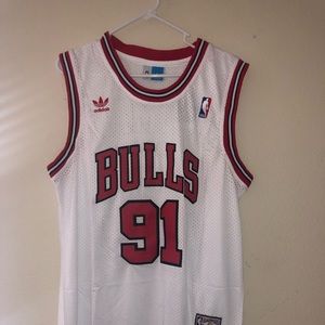 DENNIS RODMAN CHICAGO BULLS JERSEY